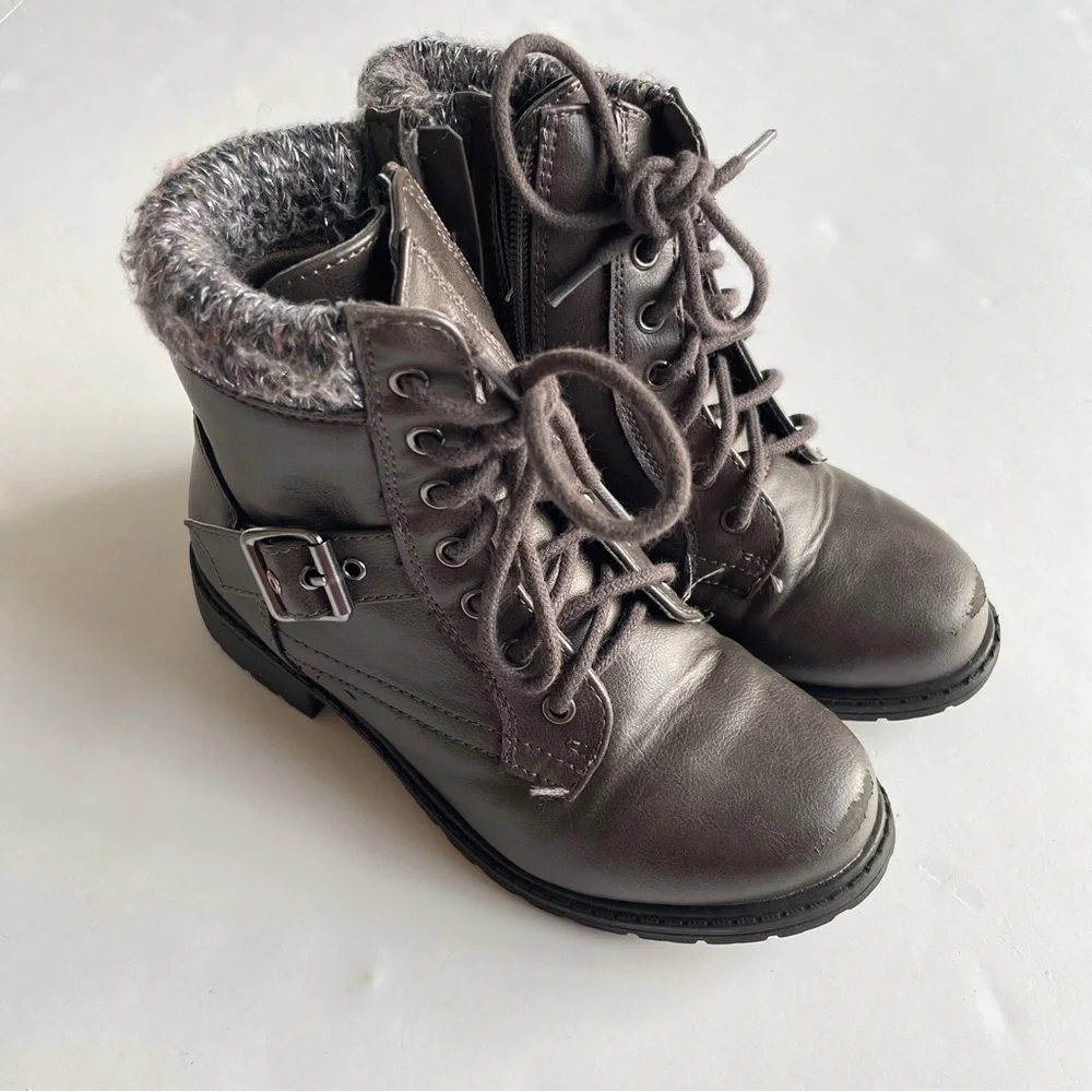 Mia Boots